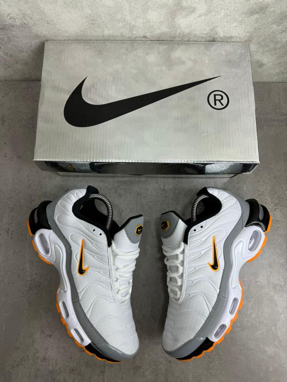 Deportivo TN Unisex